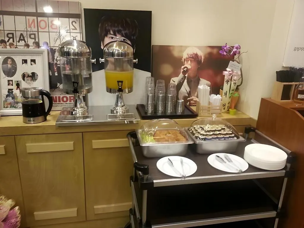 Myeongdong Mom House Hotel Seoul South Korea