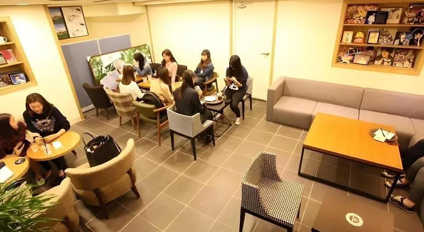 Myeongdong Mom House Hotel Seoul