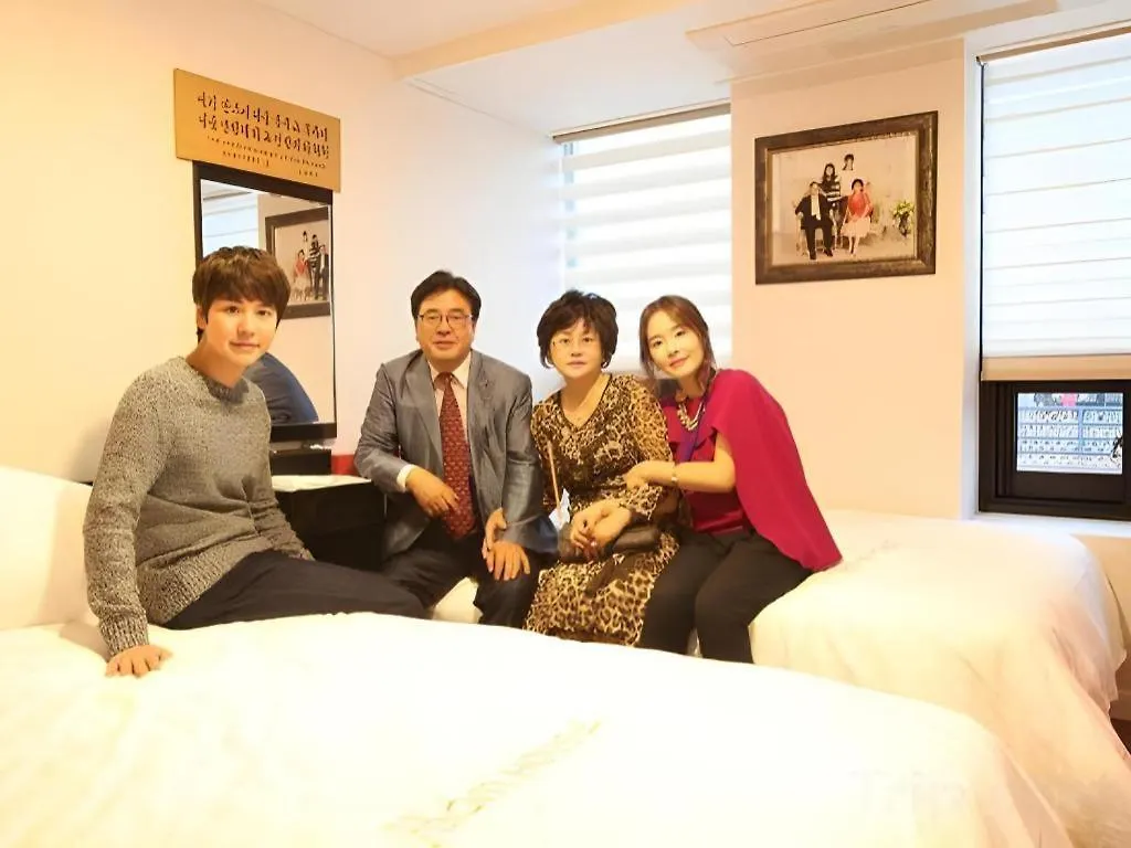 Myeongdong Mom House Hotel Seoul 2*,