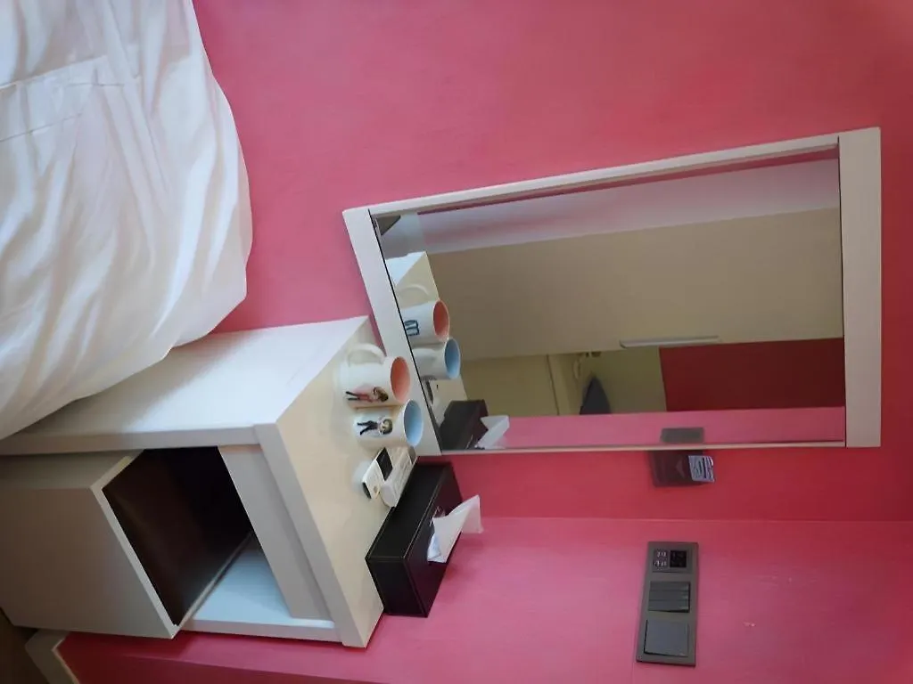 Myeongdong Mom House Hotel Seoul