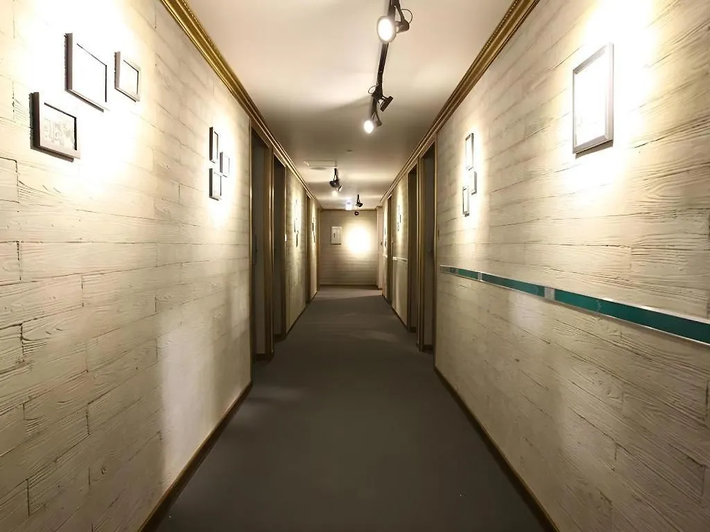 Myeongdong Mom House Hotel Seoul