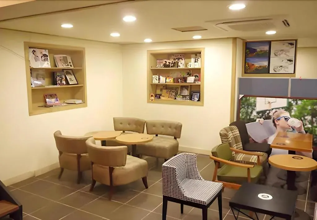 Myeongdong Mom House Hotel Seoul