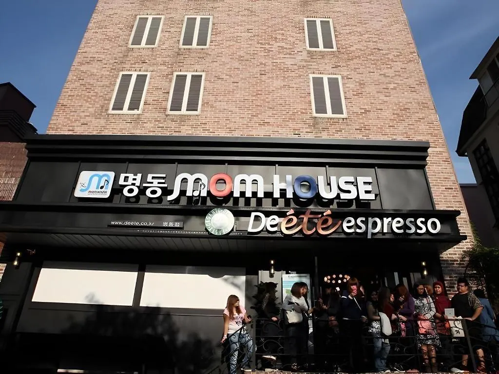 Hotel Myeongdong Mom House Seúl