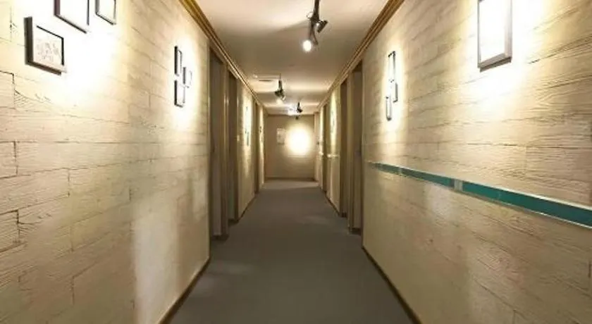Hotel Myeongdong Mom House Seúl